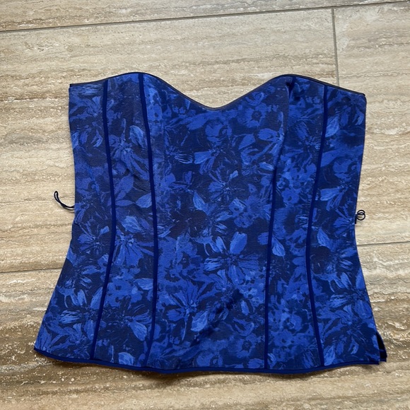 White House Black Market Bustier - Picture 2 of 7